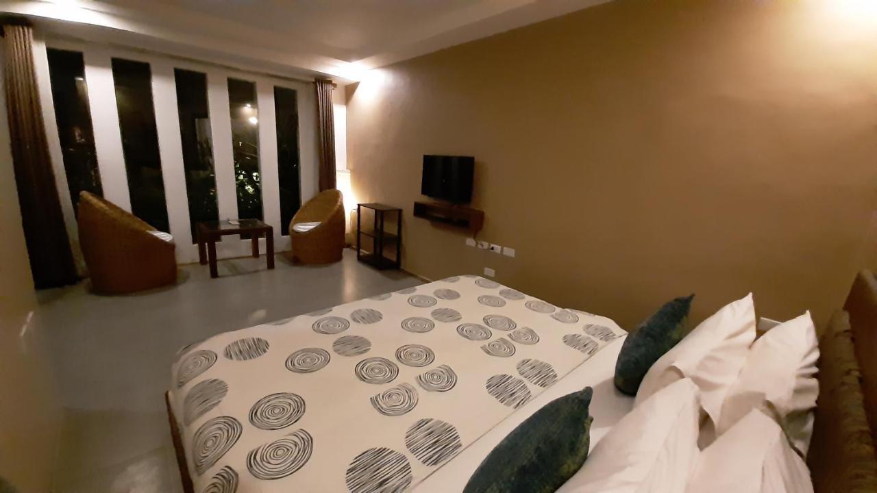Urban Sands Hotel Iloilo Zewnętrze zdjęcie