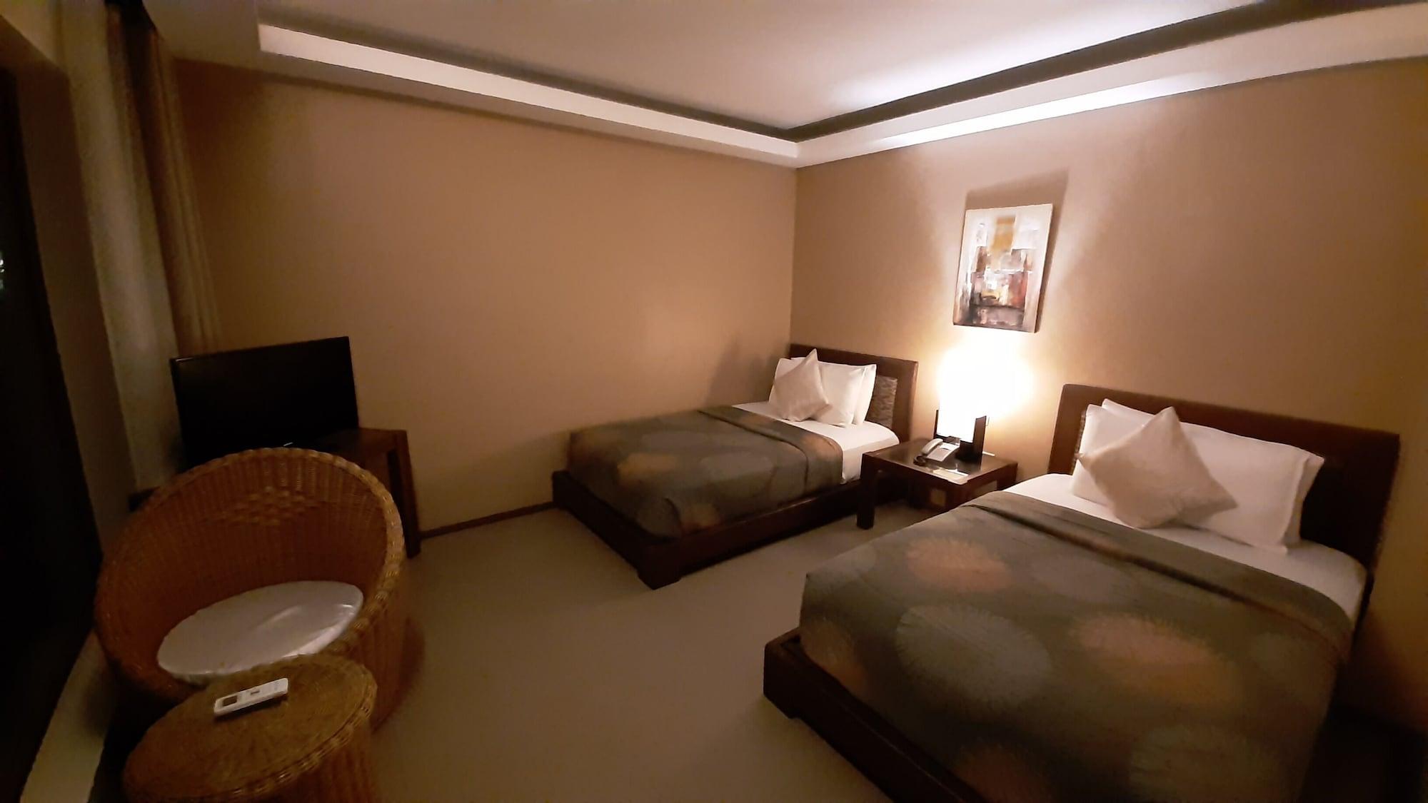 Urban Sands Hotel Iloilo Zewnętrze zdjęcie
