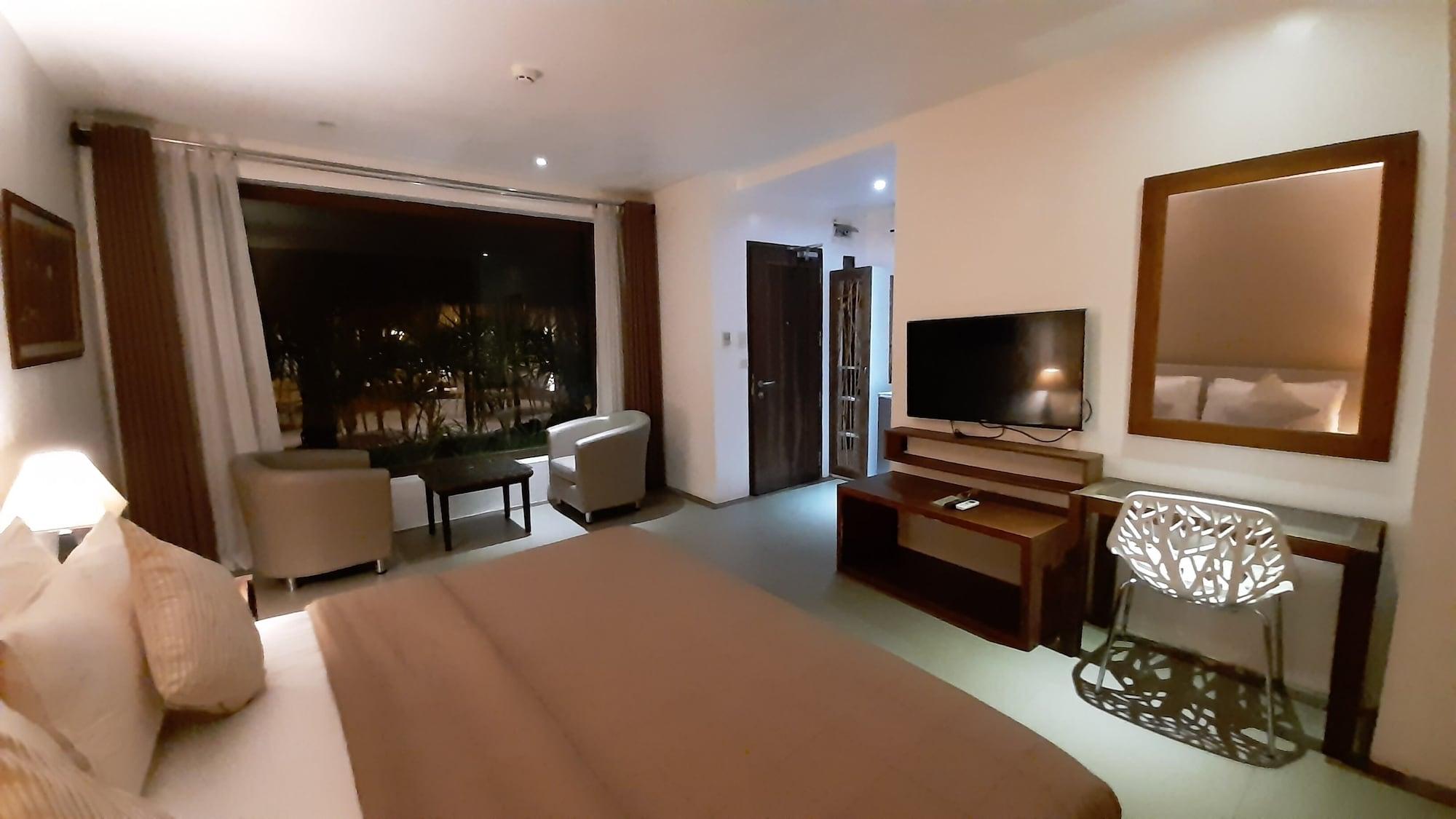 Urban Sands Hotel Iloilo Zewnętrze zdjęcie